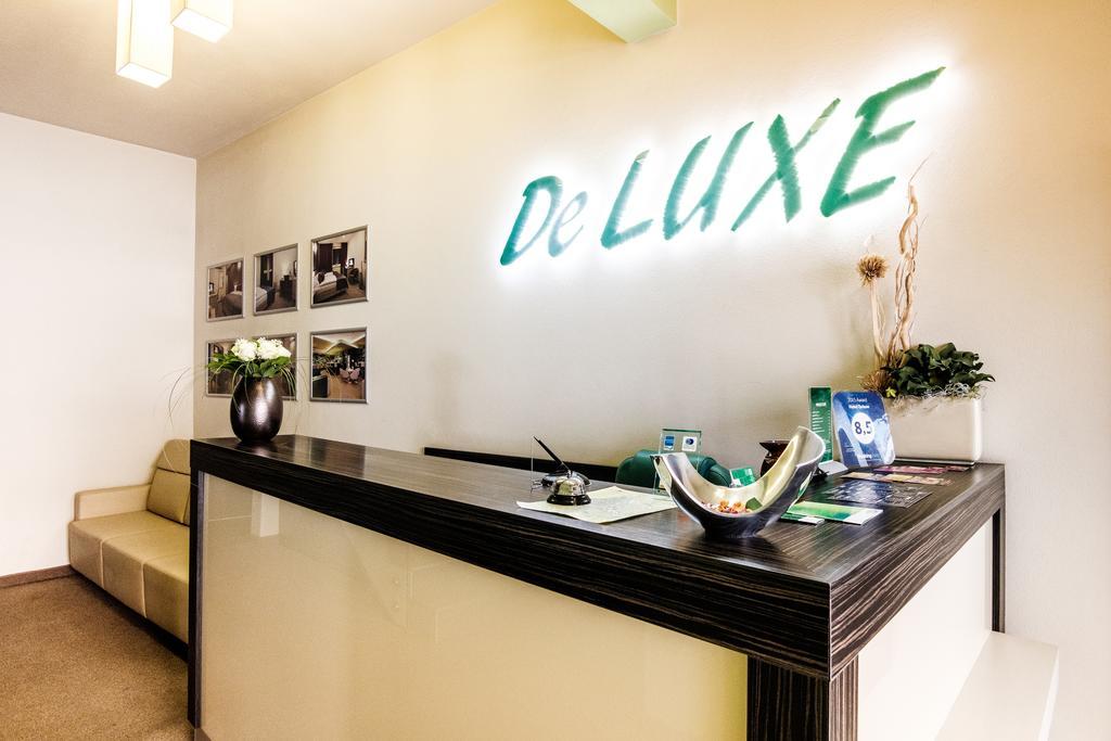 ניטרה Hotel Deluxe With Free Wellness And Fitness Centrum מראה חיצוני תמונה