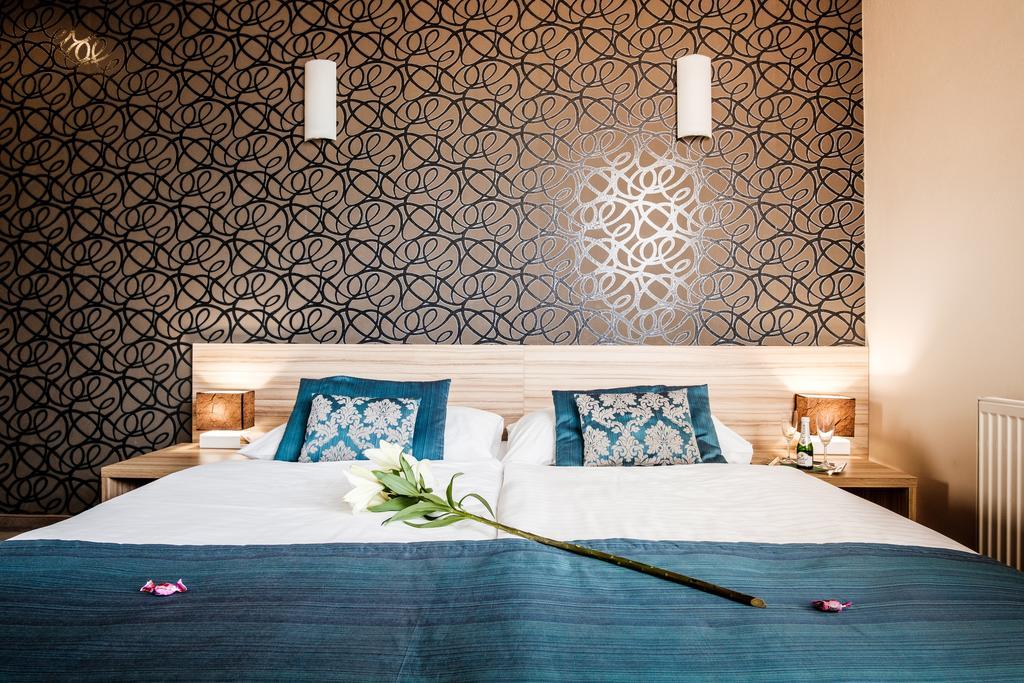 ניטרה Hotel Deluxe With Free Wellness And Fitness Centrum מראה חיצוני תמונה