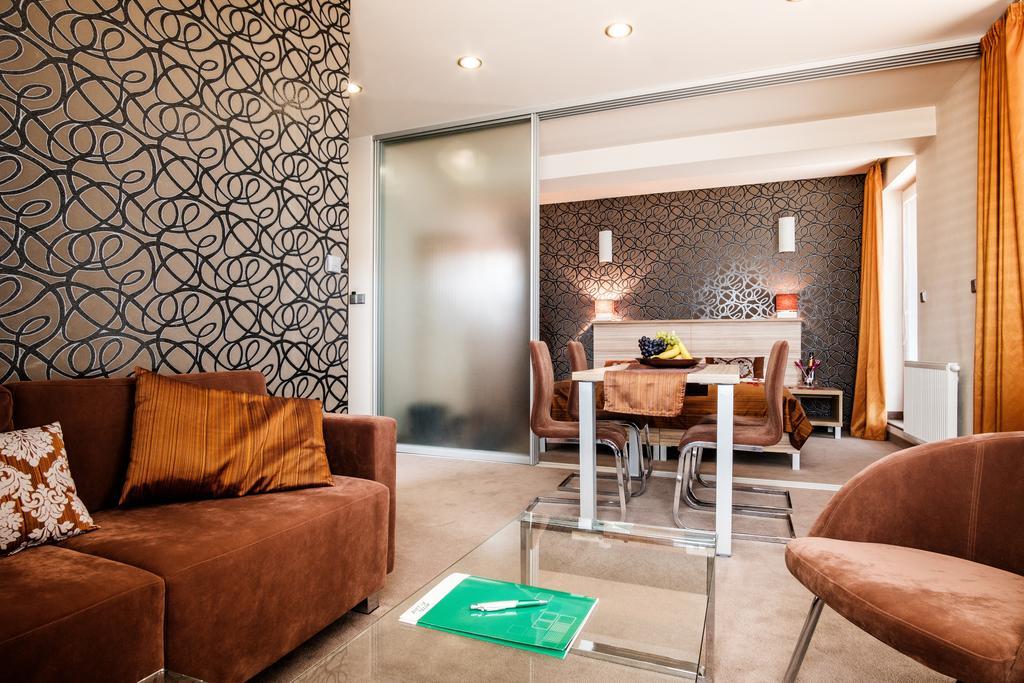 ניטרה Hotel Deluxe With Free Wellness And Fitness Centrum מראה חיצוני תמונה