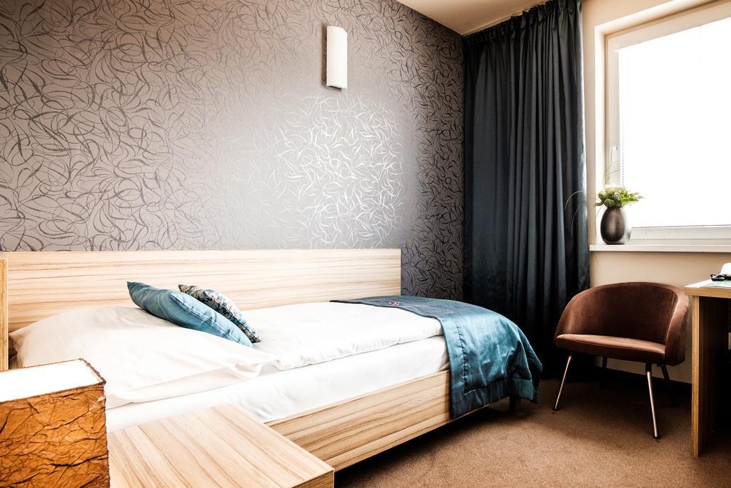 ניטרה Hotel Deluxe With Free Wellness And Fitness Centrum חדר תמונה